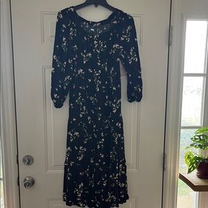 Black Floral Old Navy midi dress